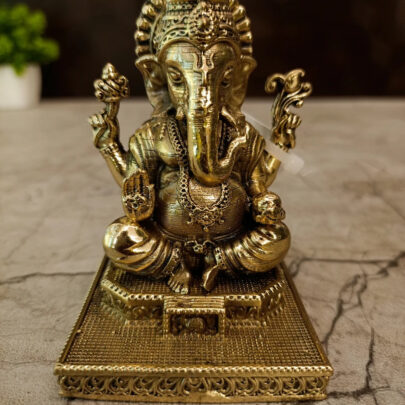 1brass ganesha idol on square base, 3.5 inch